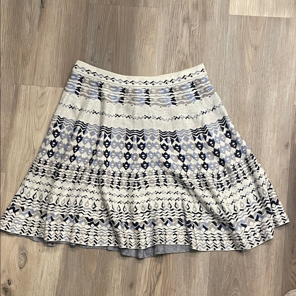 BCBGMaxAzria A-Line Skirt in Cream and Navy